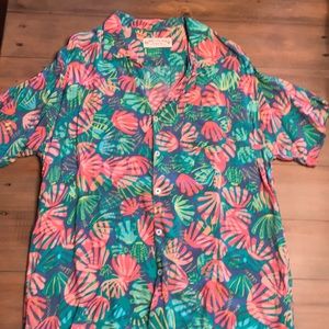 Rowdy Gentleman Hawaiian shirt.